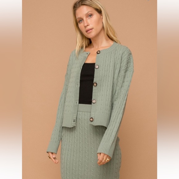 🆕Sweater Skirt Set Button Down Crop Cardigan & Jacquard Skirt Detail S, M & L - Picture 2 of 8